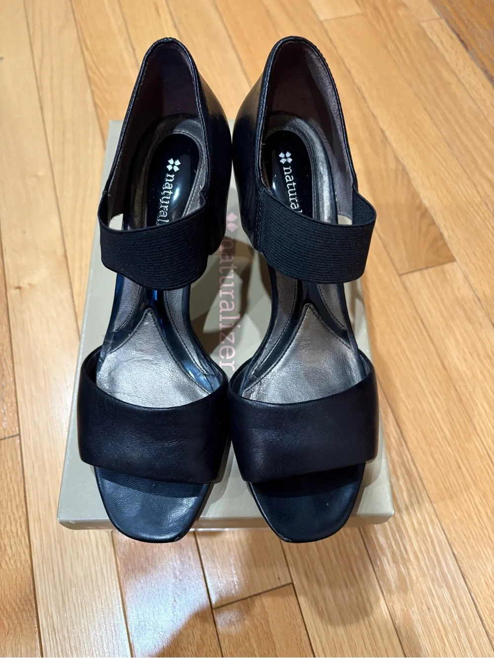 Naturalizer Black Open-Toe Elastic Strap Block Heels, size 7 - Picture 2 of 12